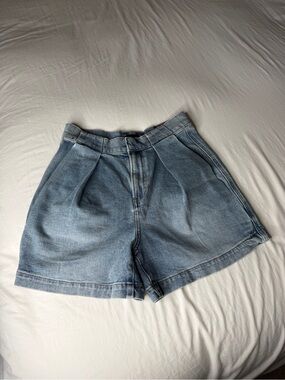 Express Light Blue Pleated Denim Shorts
